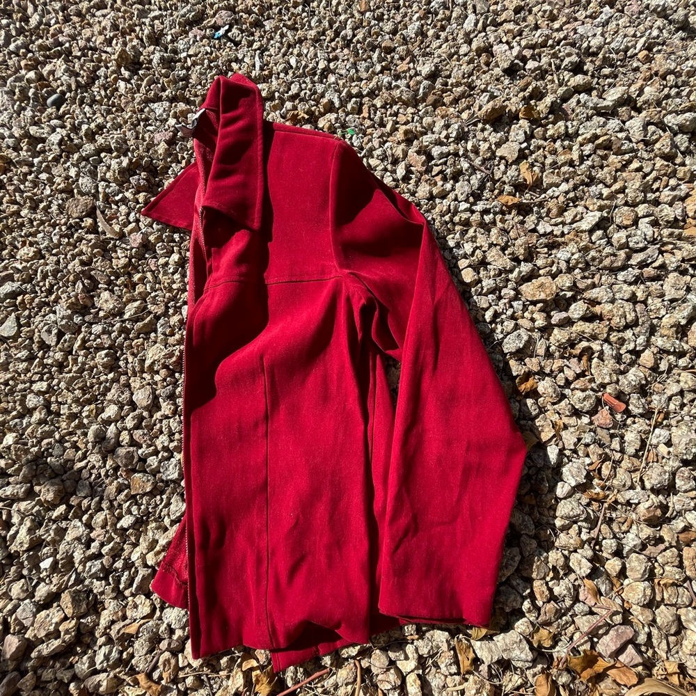 I.N. Studio Size P/8 Red